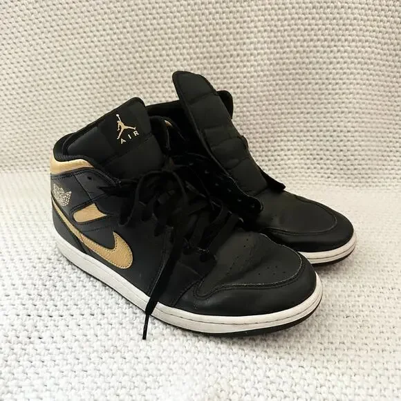 Air Jordan 1 Nike Mid Black Metallic Gold Retro Sneaker Missing Laces DQ8426-071